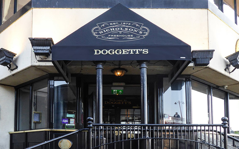 Deans Pub Awning for Doggets