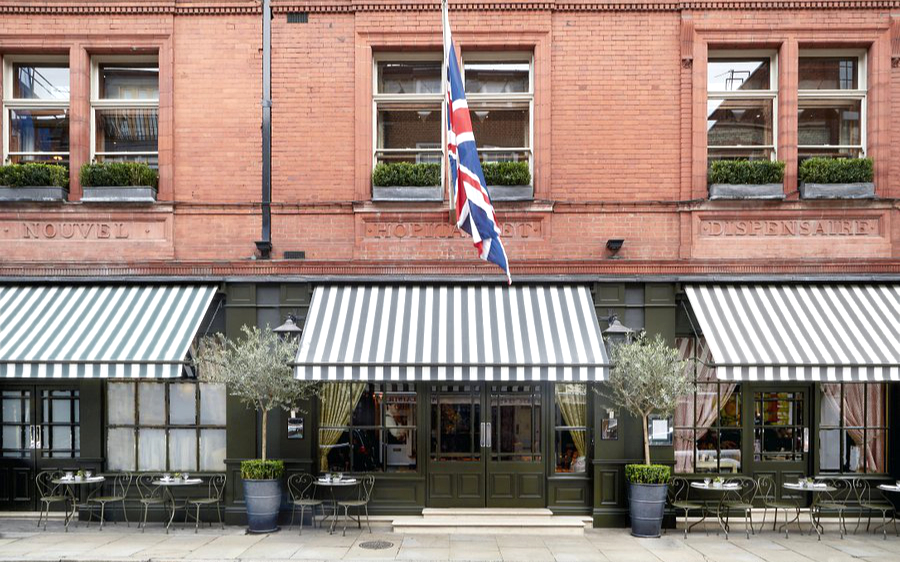Covent Garden Hotel Deans retractable awnings 