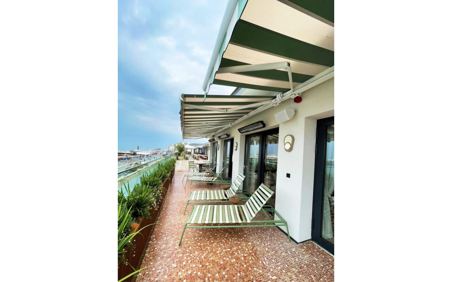 Commercial Terrace Awnings