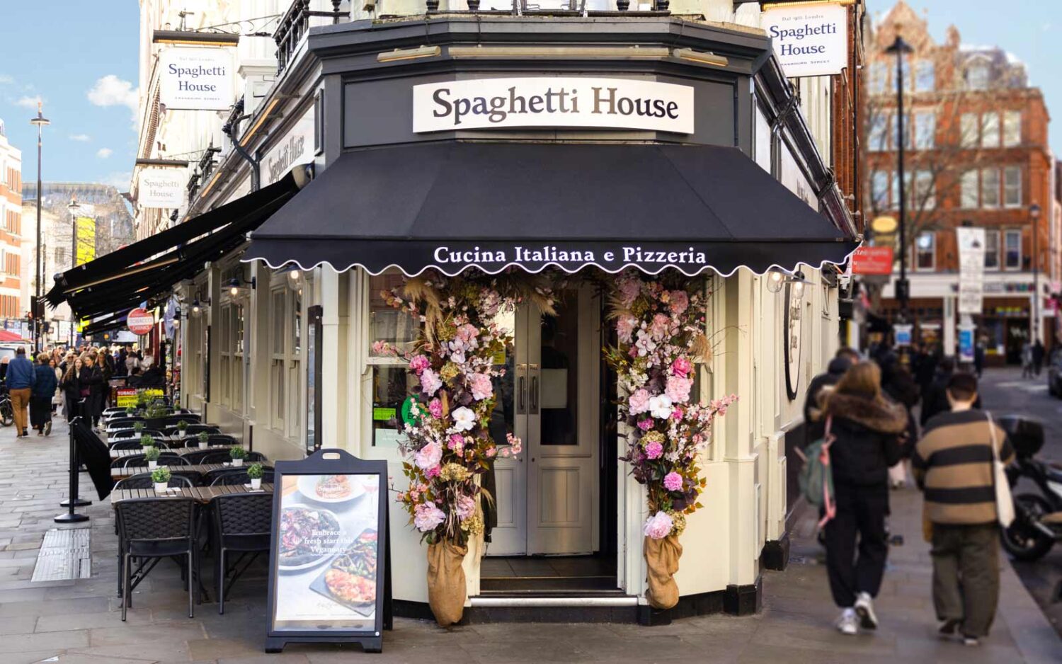 Restaurant-Canopy-Spaghetti-House