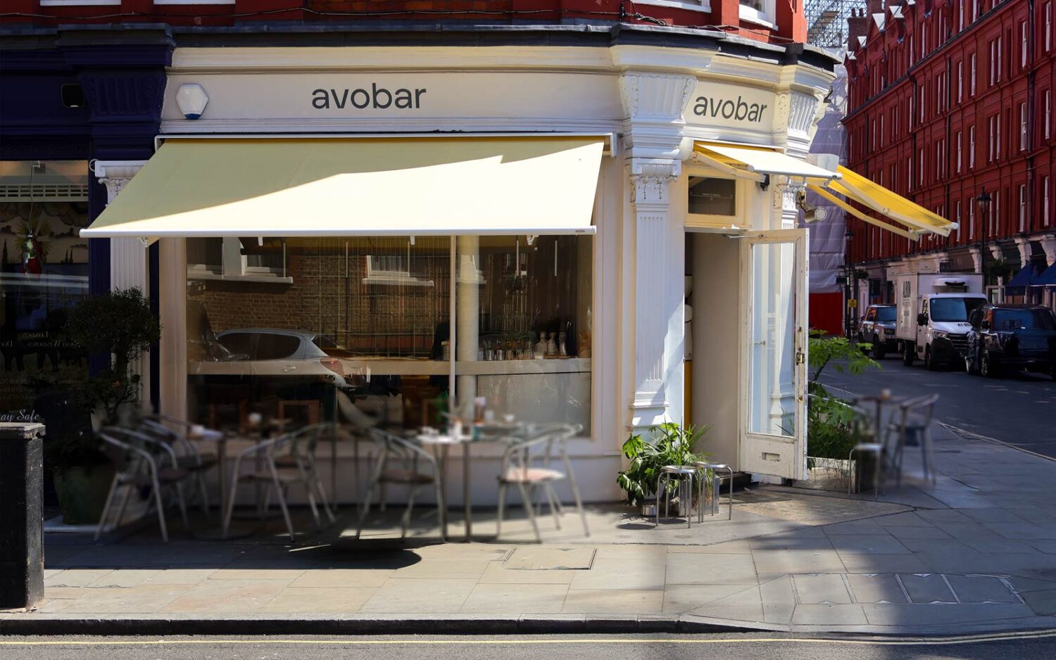 Classic Folding-Arm Awning, London