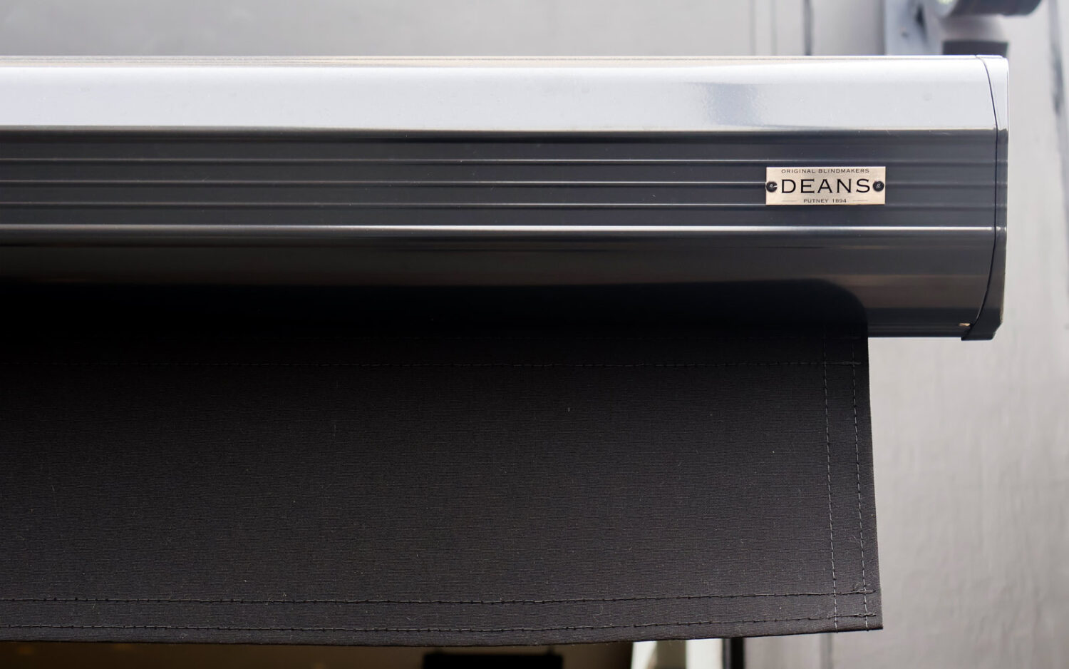 Kenley Folding-Arm Awning