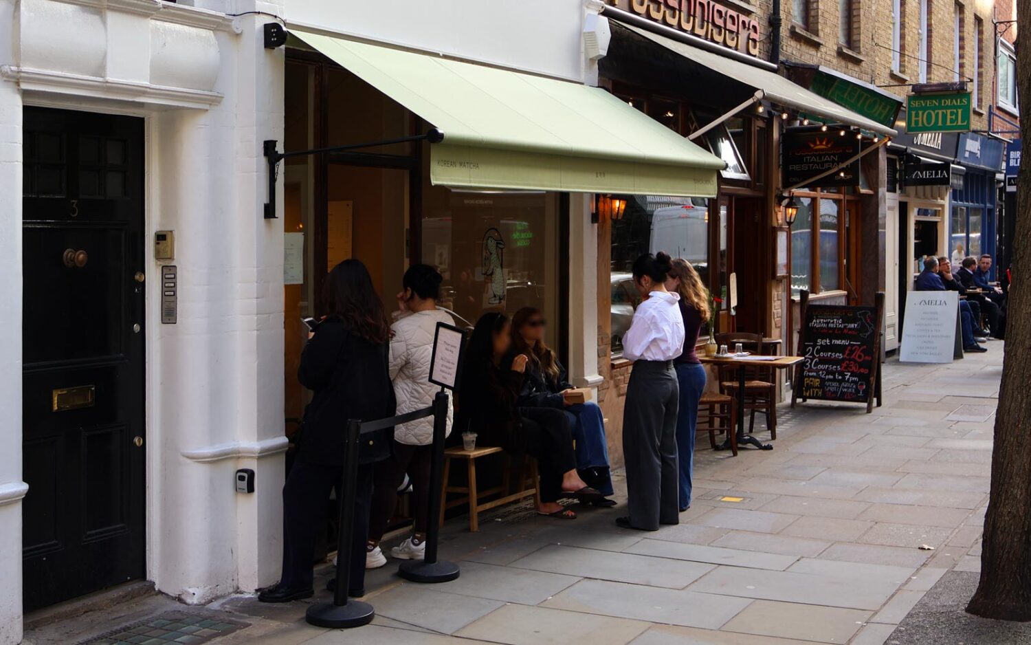Greenwich Awning