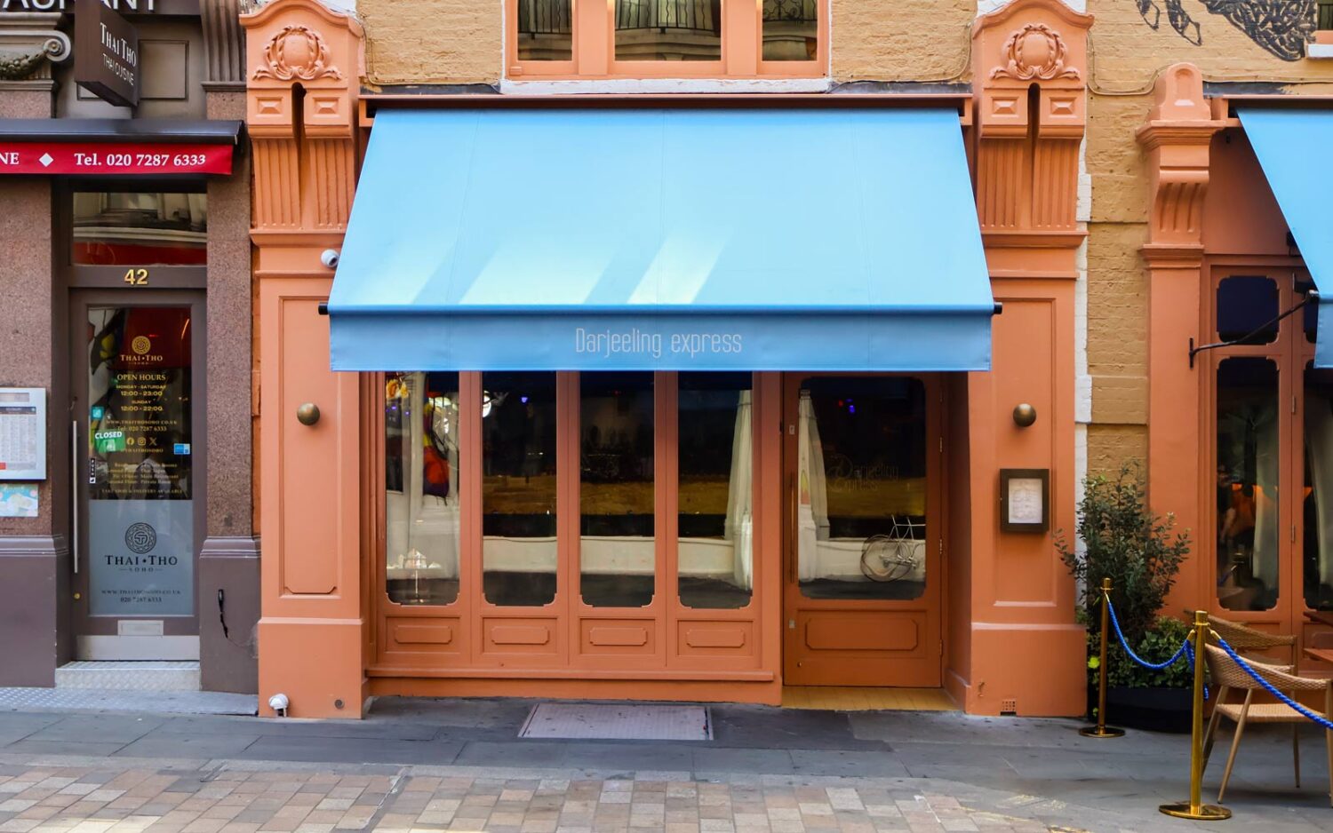 Greenwich Awning